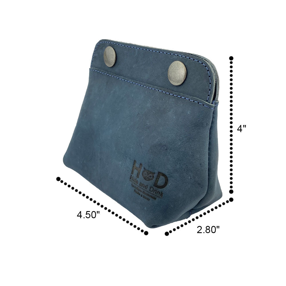 Hide & Drink Double Snap Pouch showcasing its dimensions, perfect for use as a cash holder and organizer. Artisan crafted from full grain leather in La Antigua Guatemala.